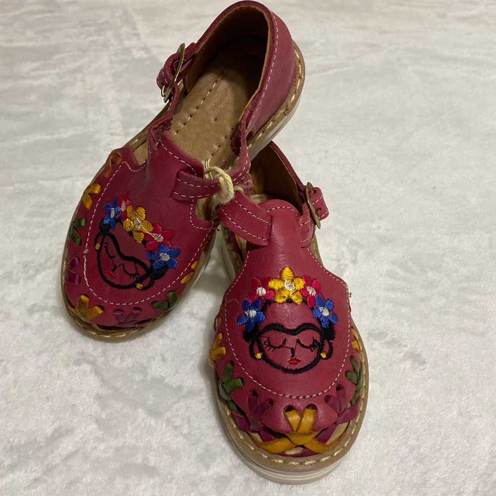 NWOT Mexican Frida Klo Toddler Sandals Size 9